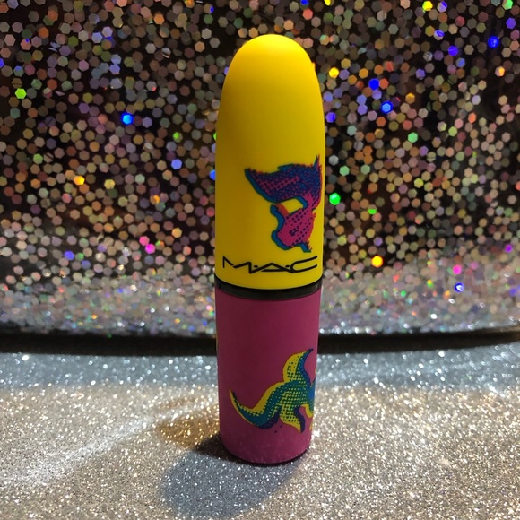 BNIB! Limited Edition MAC Powder Kiss Lipstick in LUCK BE A LADY 🍀🐲 - Picture 2 of 7